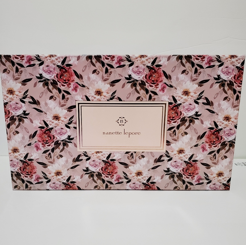 ❌️SOLD❌️Nanette Lepore Matching Handbag Set For Mom and Her Mini - Picture 6 of 6